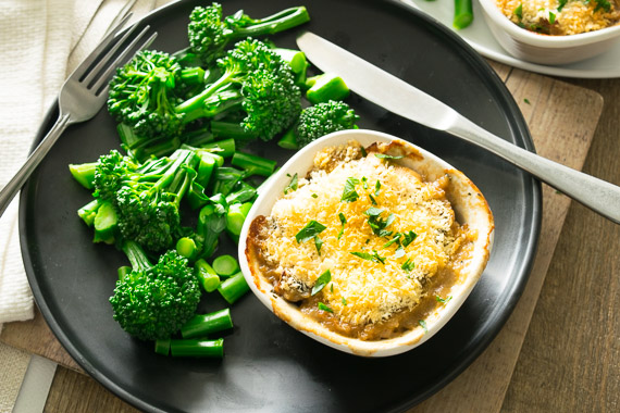 Hearty Chicken Mushroom Pot Pies With Broccolini Green Beans You Plate It Dinnertime Meal Kits Made With Love In Perth