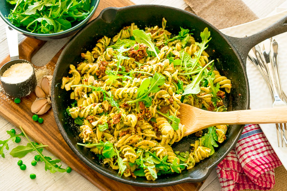 Pea & Basil Pesto Pasta with Pine Nuts, Parmesan, Sundried Tomatoes & Rocket  – You Plate It: Dinnertime Meal Kits Made With Love in Perth