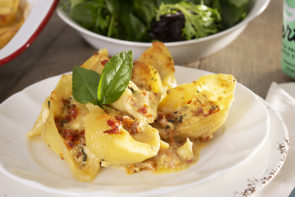 Sundried Tomato & Ricotta Stuffed Shells, Served with Mixed Lettuce Leaves