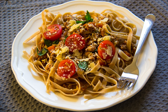Pork Bolognese with Cherry Tomatoes & Low GI Wholemeal Fettuccine