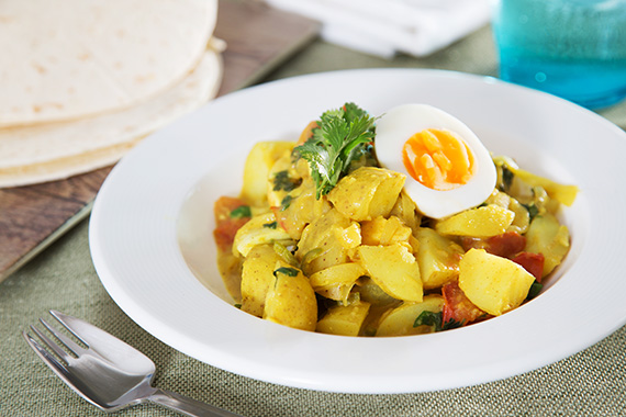 Green Masala Eggs & Potatoes with Chapati