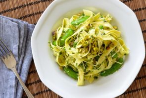 Fresh Fettuccine with Sugar Snap Peas & Rocket Pesto
