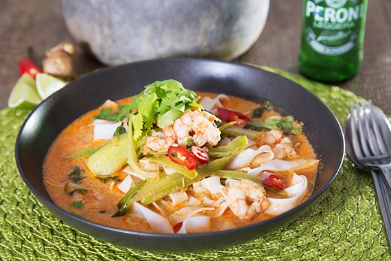 Prawn Laksa with Chili & Lime, Pak Choy, Snow Peas over Rice Noodles