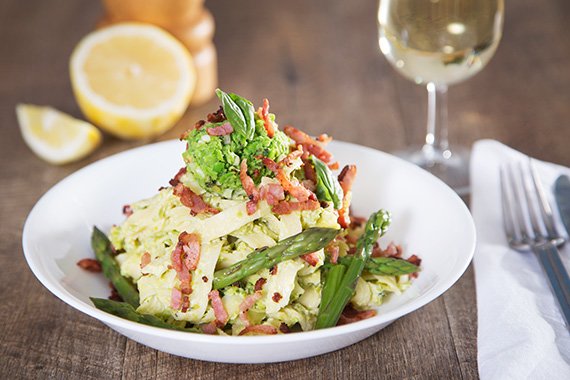 Jamie’s Skinny Carbonara with Gluten Free Fettucine & Pea Pesto