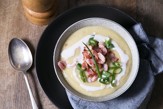 Potato & Leek Soup with Crispy Bacon & Ciabatta Roll