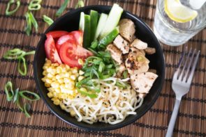 Chicken Hiyashi Chuka with Ramen Noodles, Corn & Vegetables
