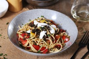 Spaghetti with Tomato, Chilli and Capers No Cook Sauce