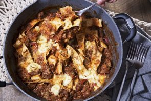 One Pan Beef Lasagna with Zucchini and Fresh Mozarella