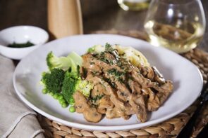 Beef Stroganoff with Creamy Mash, Broccoli and Peas