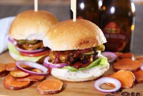 American Cheeseburger with Pickles & Sweet Potato Crisps