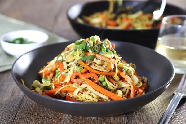 Quick & Easy Beef Lo Mein with Egg Noodles & Plenty of Veg