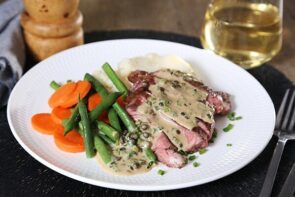 Porterhouse Steak with Peppercorn Sauce Mash and Veggies