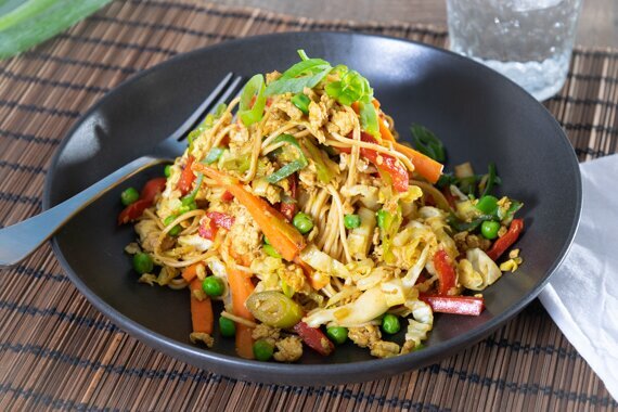 Quick & Easy Chicken Chow Mein with Egg Noodles & Plenty of Veg