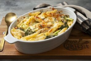 Chicken Alfredo Pasta Bake with 3 Veg