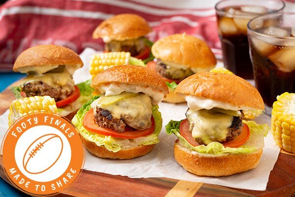 Cheeseburger Sliders with Corn on the Cob