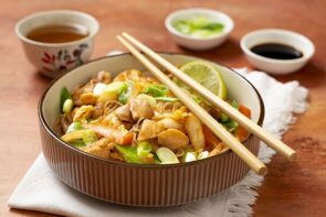 Chicken Stir Fry with Rice Noodles