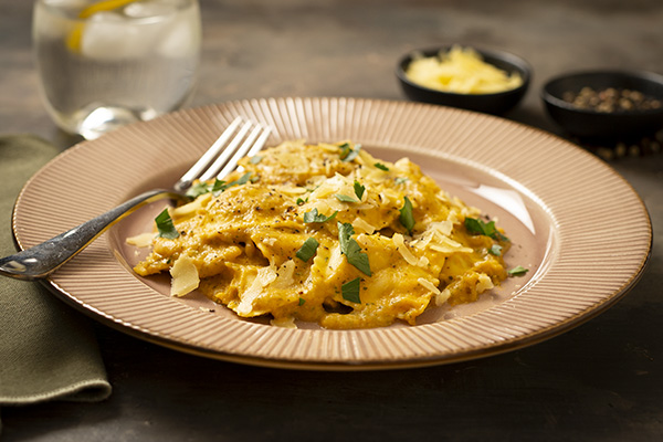 Spinach and Ricotta Ravioli With Roasted Vegetable Sauce