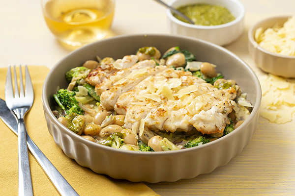 Pan Fried Chicken Scallopini With Creamy Pesto Beans, Broccoli and Mushrooms