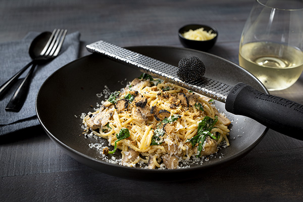 Truffle and Bacon Spaghetti with Creamy Mushrooms and Spinach Sauce